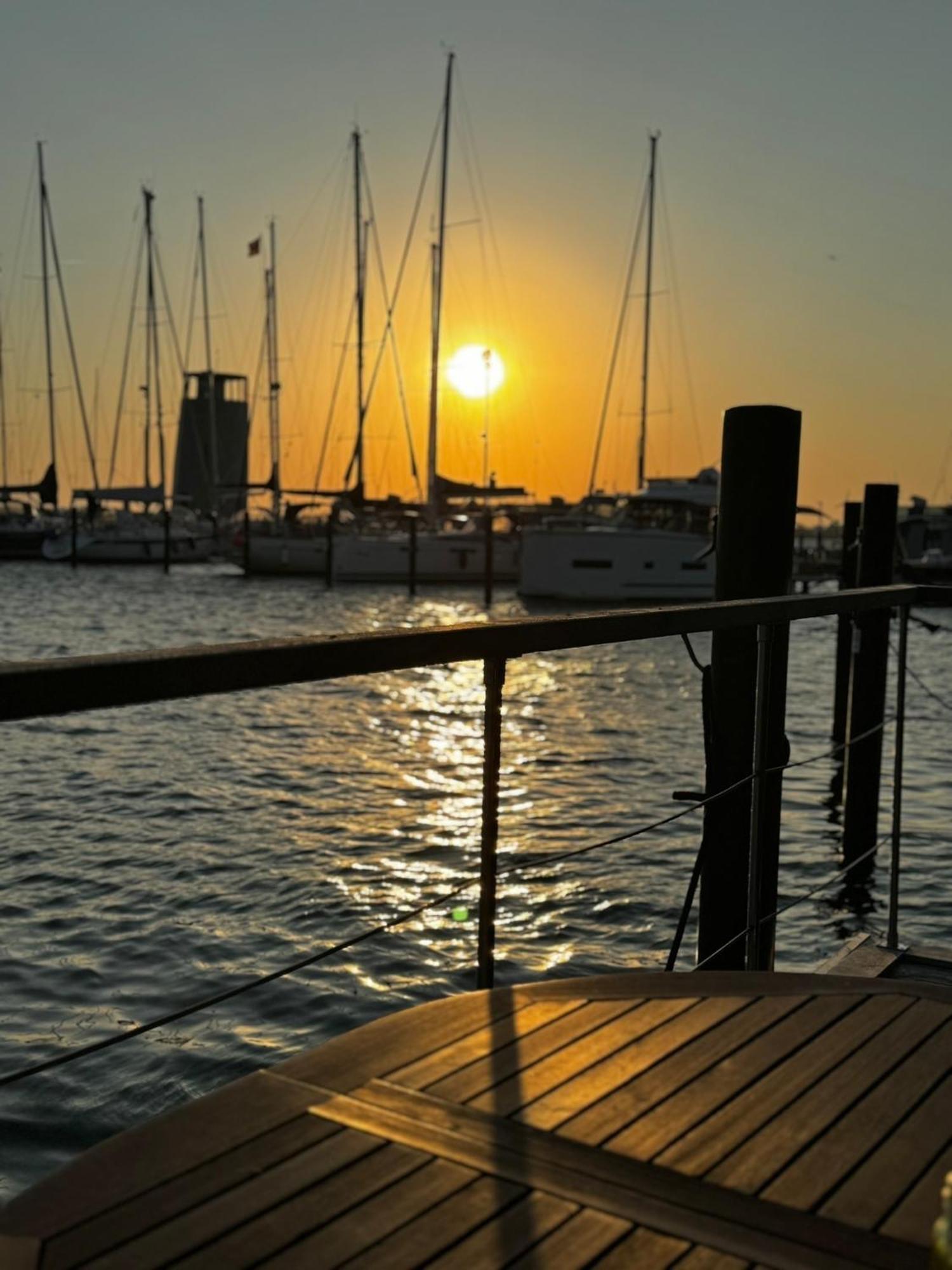 Hausboot Kaddi's Sundream - Huus & Fehmarn